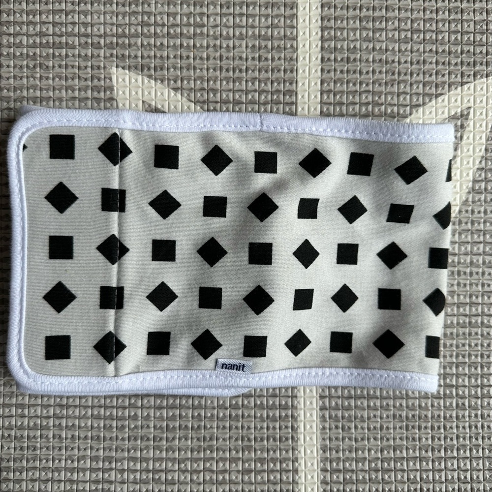 NWOT Nanit Baby Breathing Band 0-3 Months Black White Geometric Sleep Band